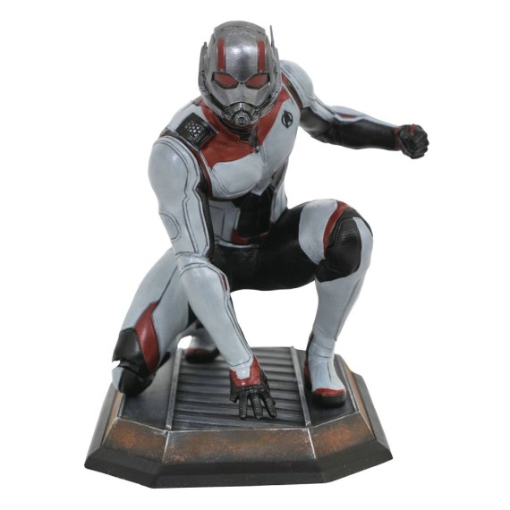 Diamond: Marvel Gallery - Avengers End Game - Quantum Realm Ant-Man PVC Diorama (23cm) (May192368)