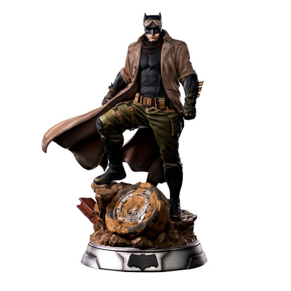 Iron Studios: Zack Snyder's Justice League Legacy Replica Statue 1/4 Batman Knightmare 58 cm