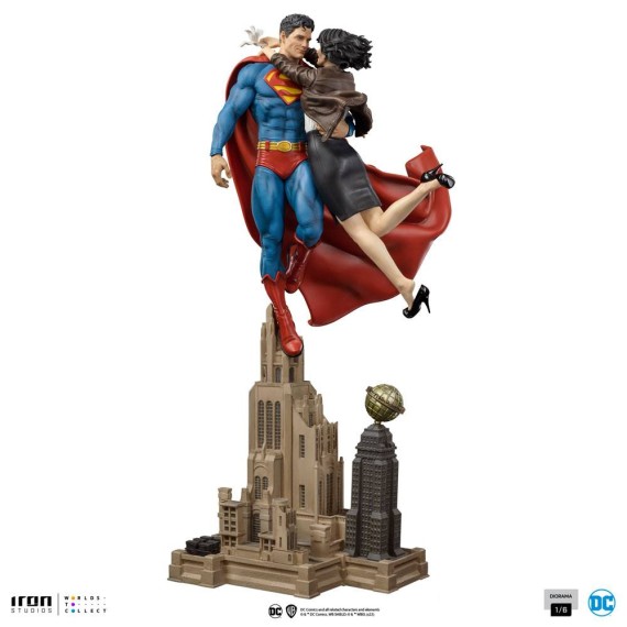 Iron Studios: DC Comics Diorama 1/6 Superman & Lois 57 cm