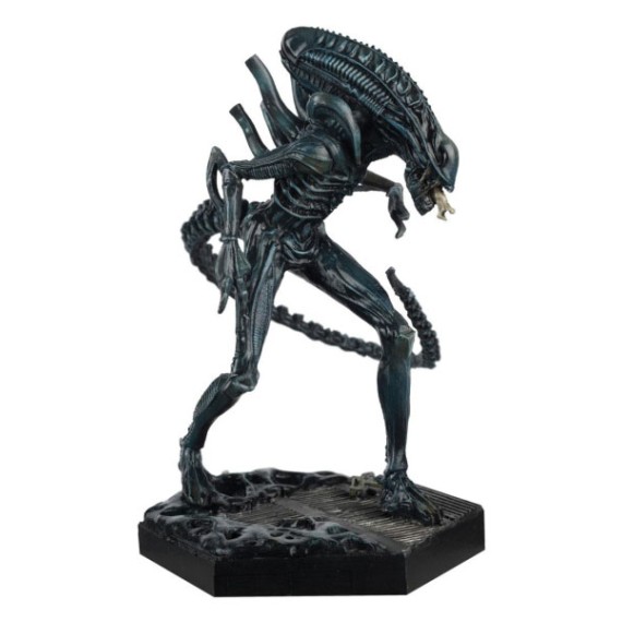 The Alien vs. Predator Collection Statue 1/16 Xenomorph Warrior 14 cm