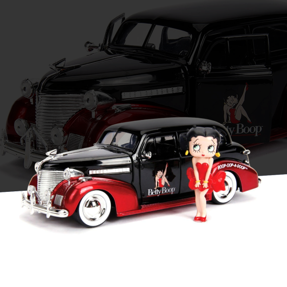 Betty Boop 1939 Chevy Master Deluxe 1:24