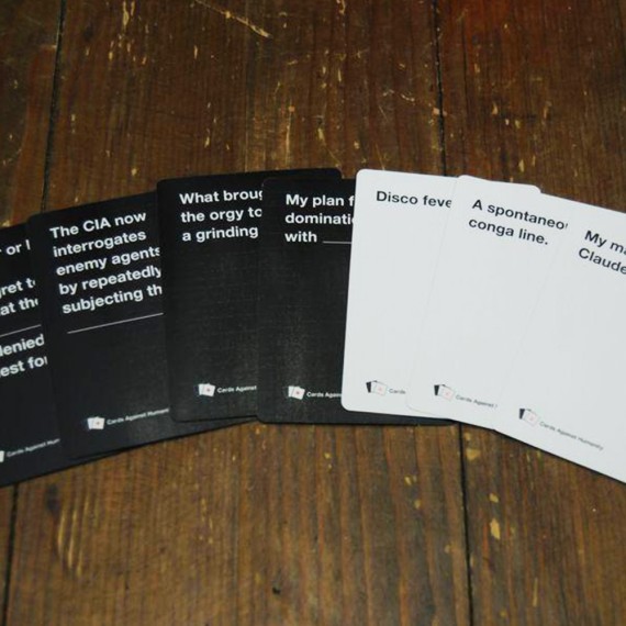 Cards Against Humanity: Red Box (Exp)