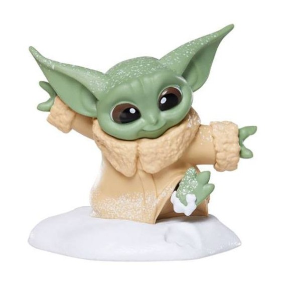 Star Wars Bounty Collection Figure: The Child Baby Yoda Grogu Snow Walk